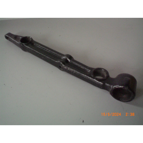 3520-12 BRAS SUSPENSION TRAIN AVANT 404 D+G