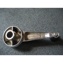 9240-26  MANIVELLE LEV VIT